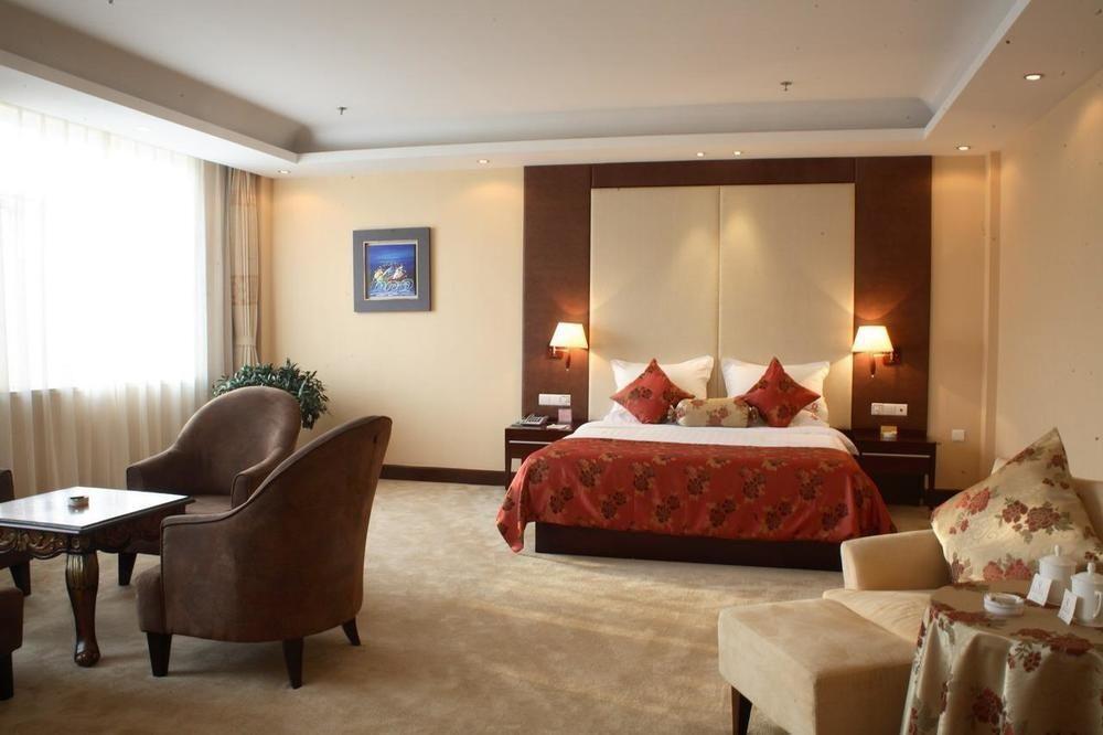 Qingdao Qiulin Hotel Номер фото